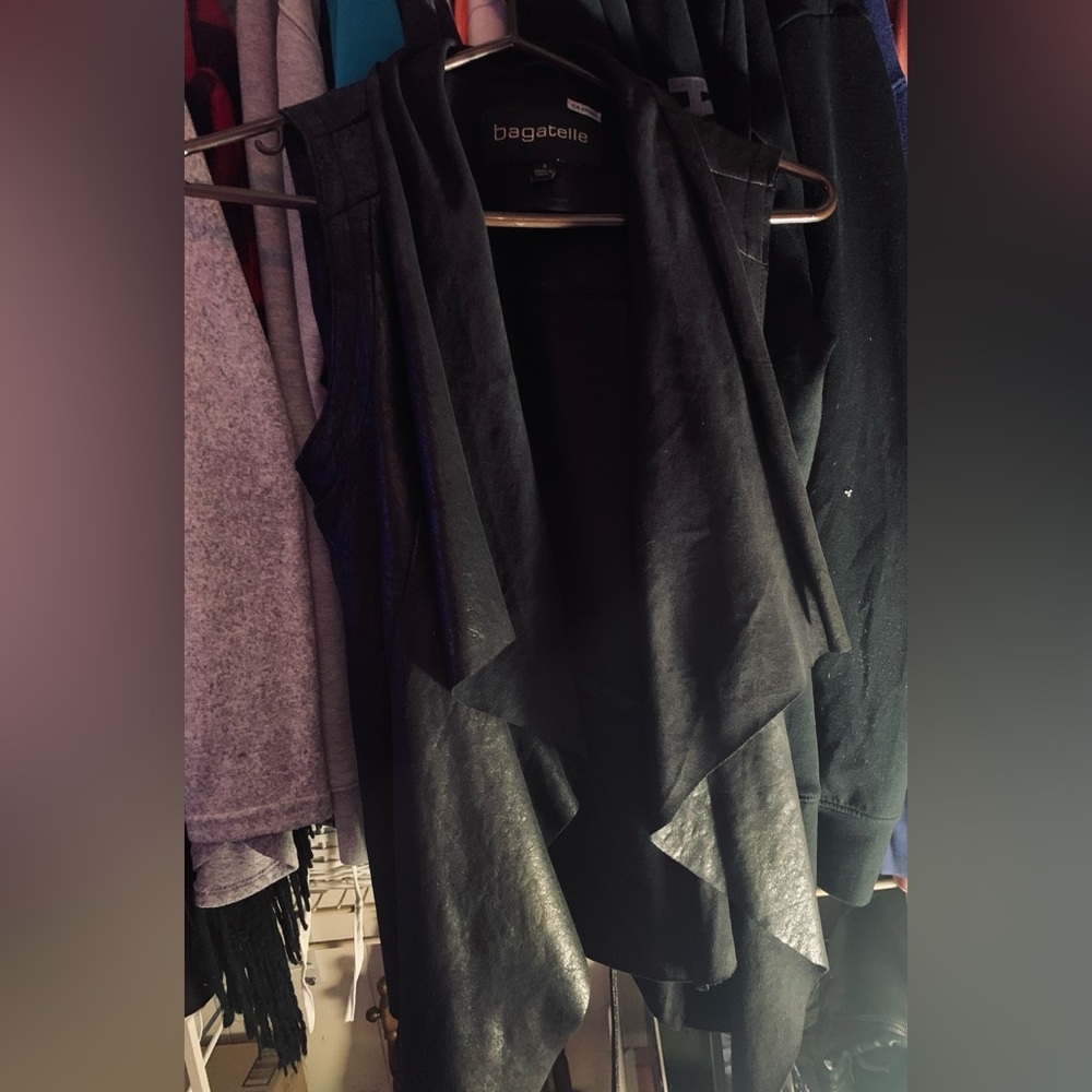 Bagatelle Black Sleeveless Vest